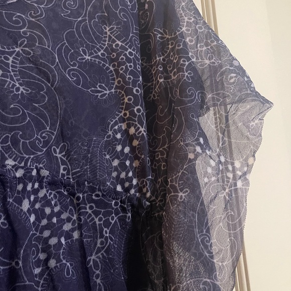 Sweet Pea maturity top. Size large. Good condition - Picture 2 of 4